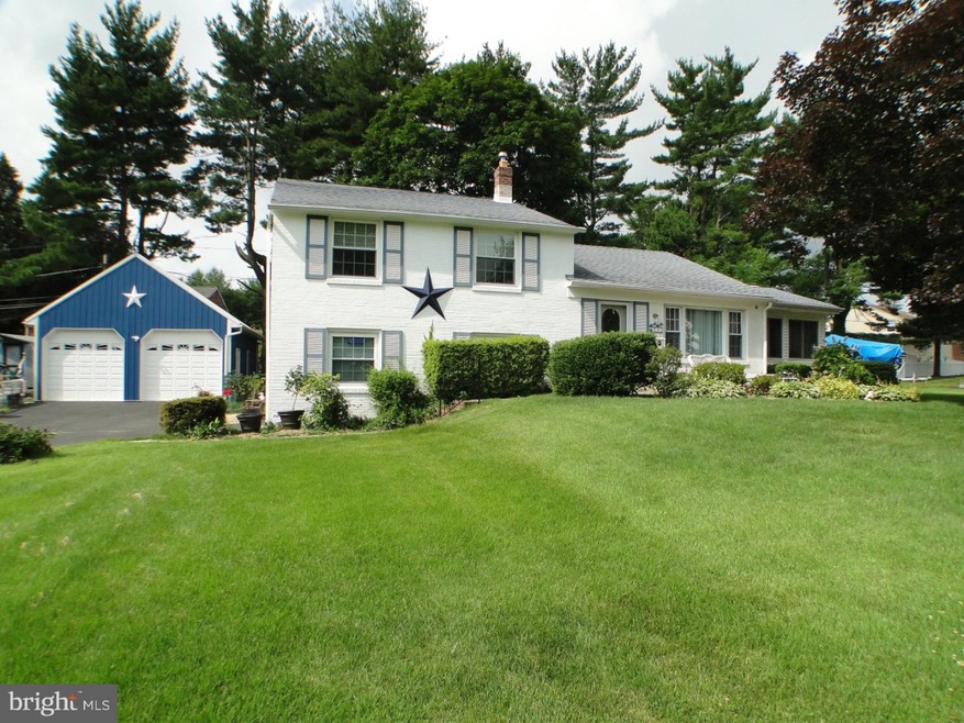 232 Canterbury Dr, Wallingford, PA 19086 - photo 1