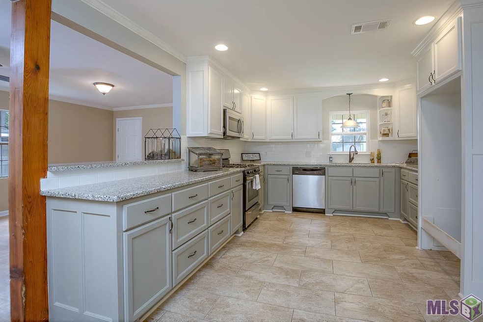 Gorgeous kitchen with all new cabinets and slab gr