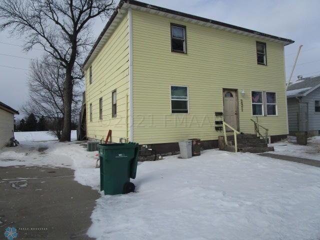 221 2nd St N