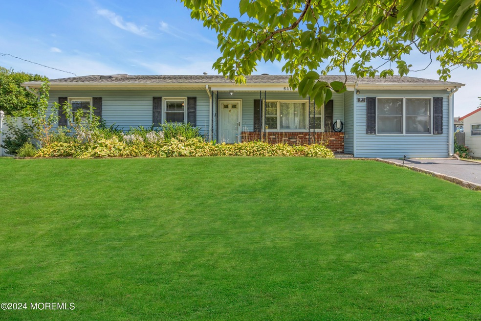 Sold $460,000 • Co-Listing Agent