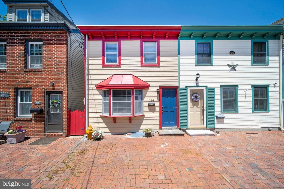 216 E 2nd St, New Castle, DE 19720 - photo 1