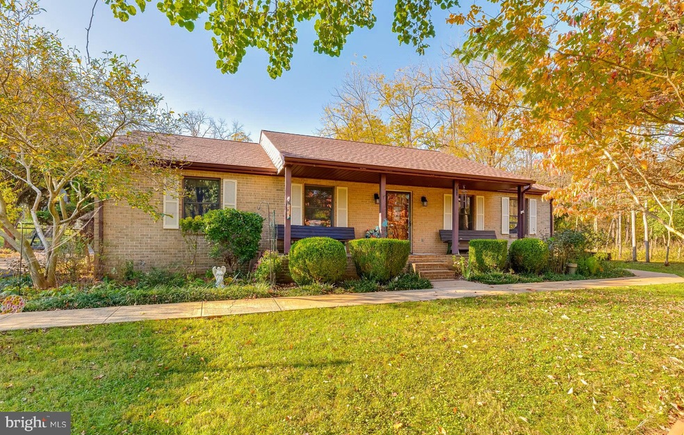 509 River Cliff Dr, Harpers Ferry, WV 25425 - photo 1