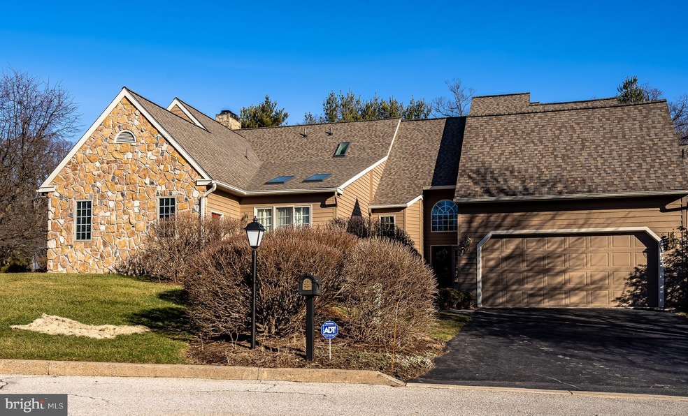 317 Heritage Place unit 17, Devon, PA 19333 - photo 1