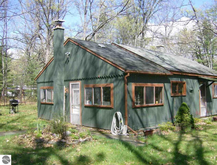 5832 Salisbury Rd, Hale, MI 48739 - photo 1