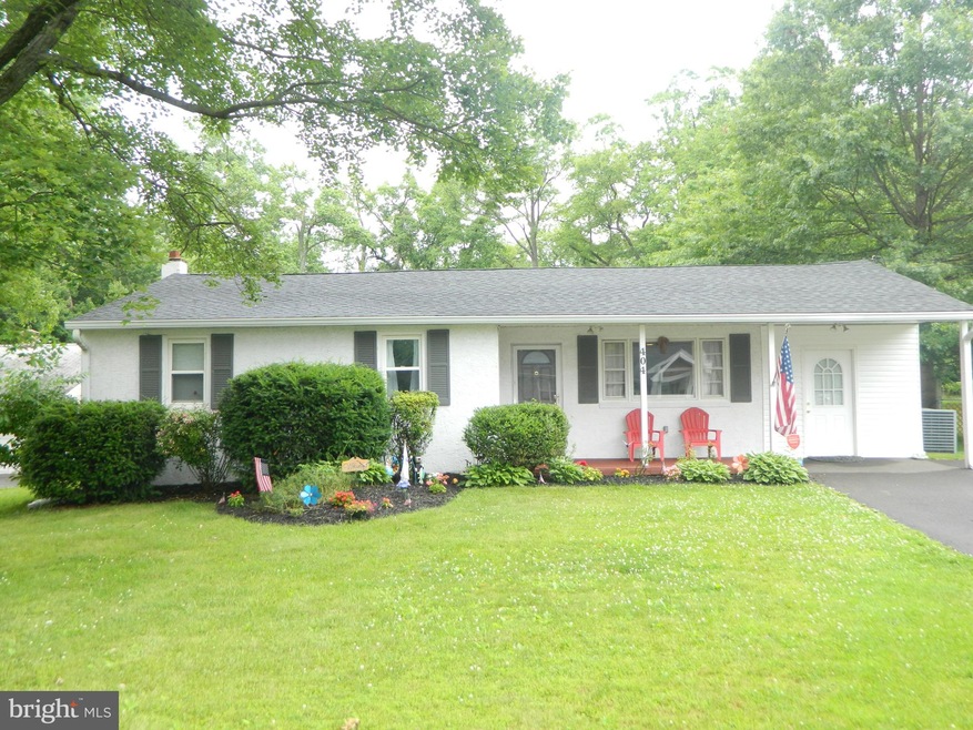 404 Woodbine Ave, Feasterville Trevose, PA 19053 - photo 1