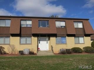 604 Cherry Hill Dr, Poughkeepsie, NY 12603 - photo 1