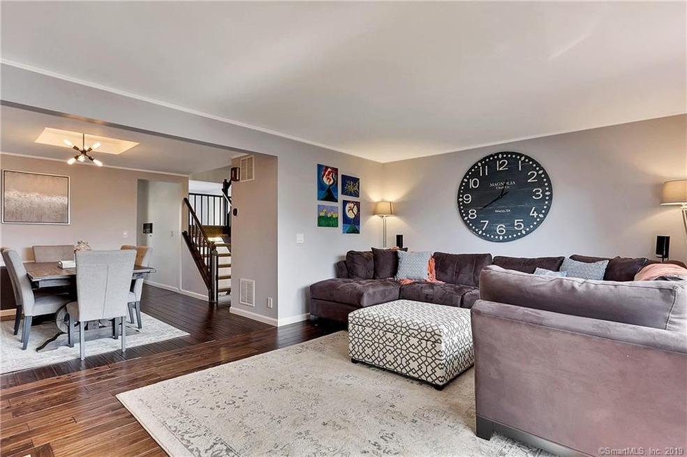 237 Strawberry Hill Ave unit 24, Stamford, CT 06902 - photo 1