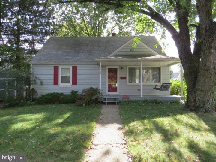 2448 Pershing Ave, Abington, PA 19001 - photo 1