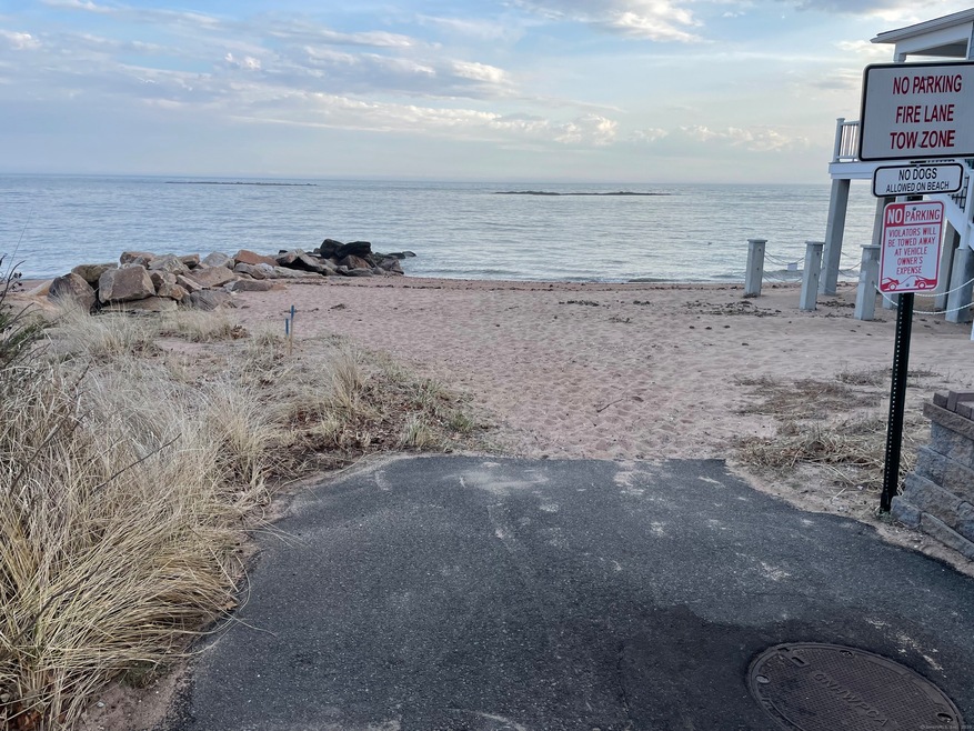 15 1st Ave, East Haven, CT 06512 - photo 1