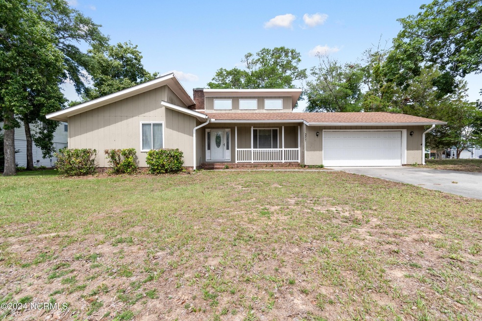 3307EOakIslandDr - 1