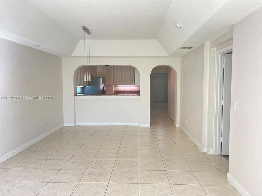 10770 NW 66th St unit 109, Doral, FL 33178 - photo 1