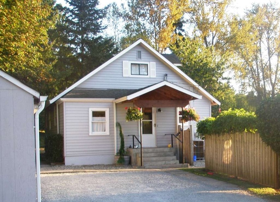 21023 Hermway Heights Dr, Mount Vernon, WA 98274 - photo 1