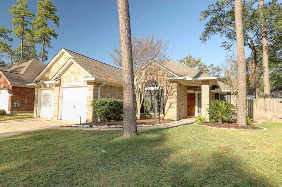 Single family home with pool