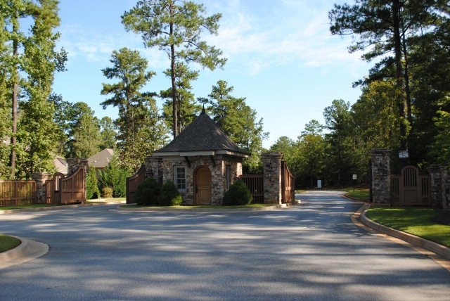 171 Aston Hall unit 45, Macon, GA 31210 - photo 1