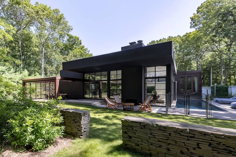 For Sale $3,595,000 • Co-Listing Agent