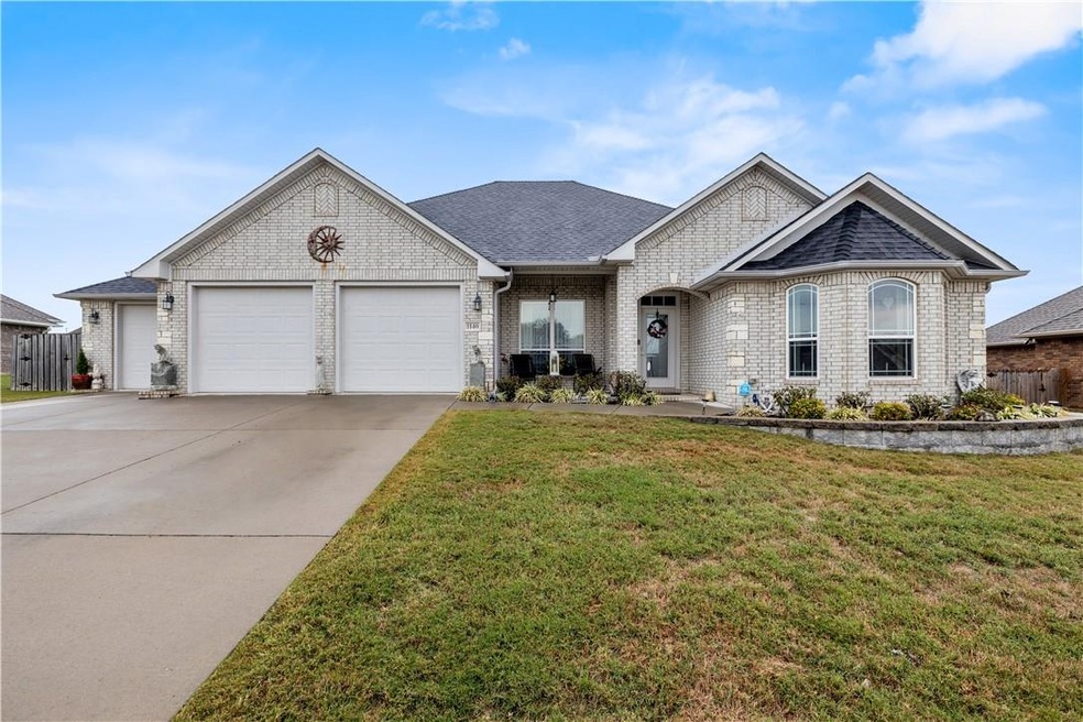 1140 Cannon Dr, Prairie Grove, AR 72753 - photo 1