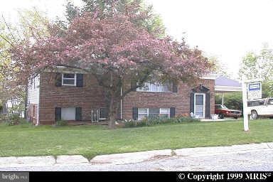 6411 Sandy St, Laurel, MD 20707 - photo 1