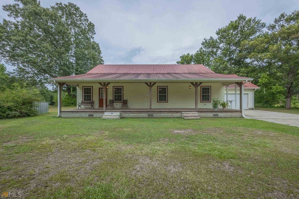 221 Chigger Ridge Rd, Carnesville, GA 30521 - photo 1