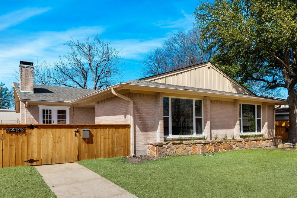 7433 Brentcove Cir, Dallas, TX 75214 - photo 1