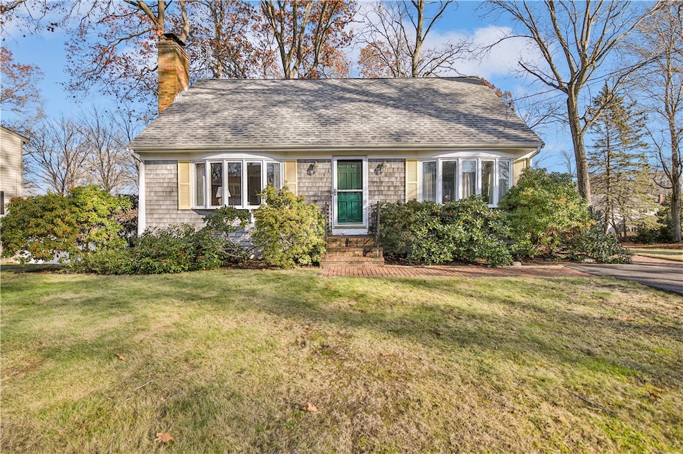 8 Monterey Dr, Bristol, RI 02809 - photo 1