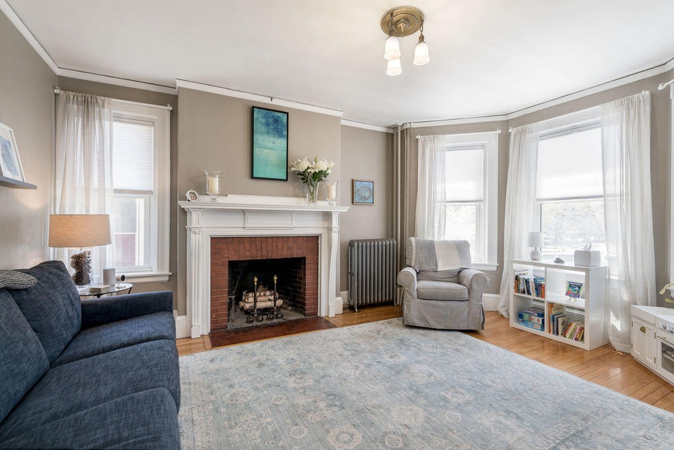 135 Brackett St unit 6, Portland, ME 04102 - photo 1