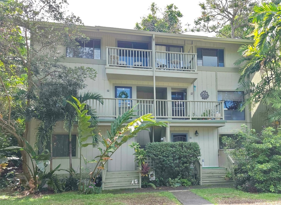 45-180 Mahalani Place unit 11, Kaneohe, HI 96744 - photo 1