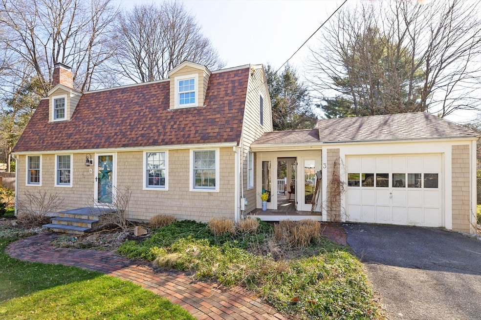 3 Hoover Rd, Hingham, MA 02043 - photo 1