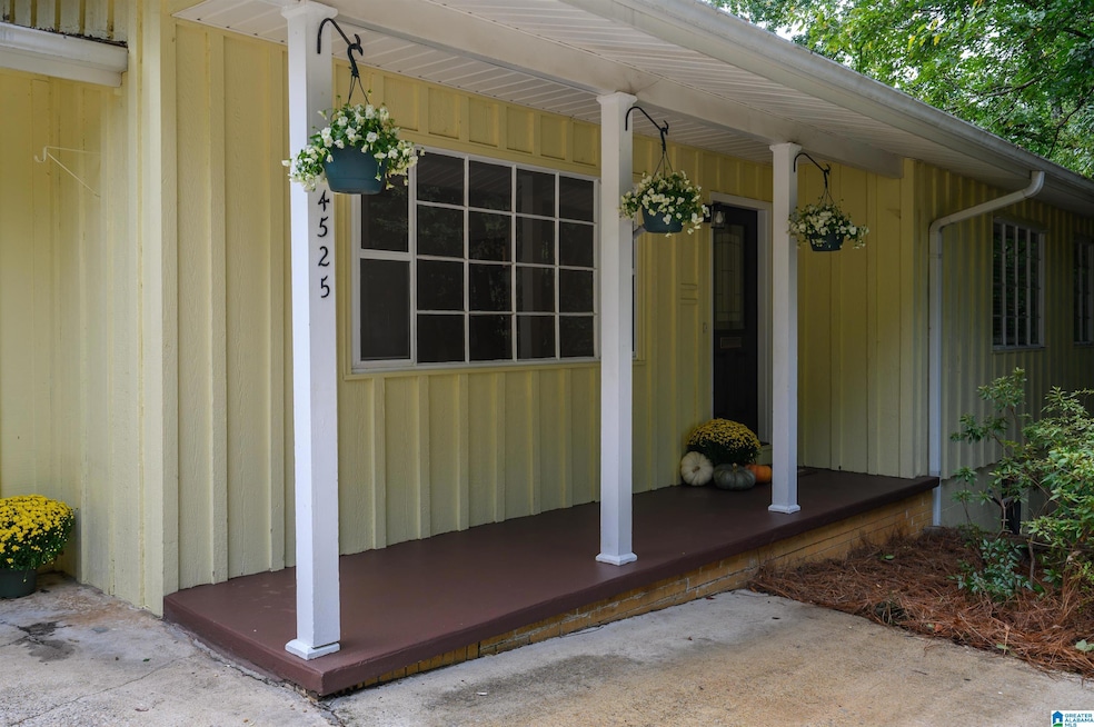 Pending $424,000 • Co-Listing Agent