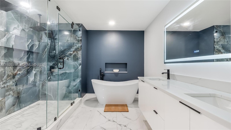 2865 Gettysburg Ln, West Palm Beach, FL 33409 - photo 1