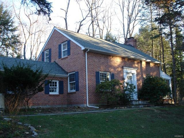 34 Elizabeth St, Chappaqua, NY 10514 - photo 1