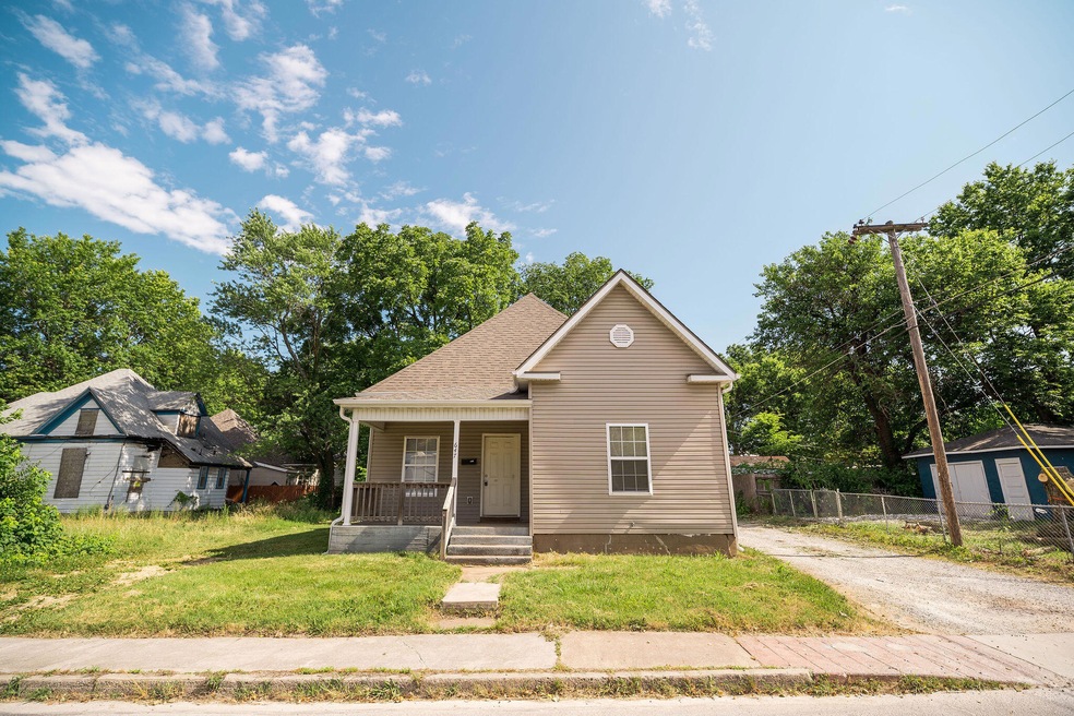 647WCentral-1