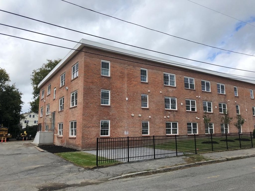 11 Ashton Place unit 108, Methuen, MA 01844 - photo 1