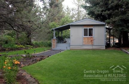 64100 N Highway 97 unit 4, Bend, OR 97701 - photo 1