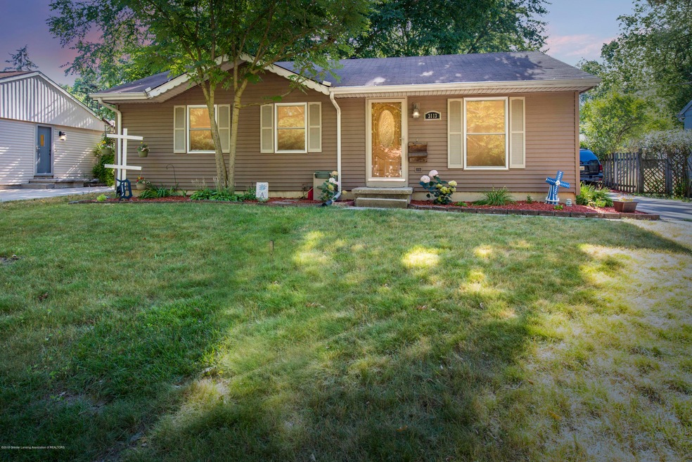 3113 Norwich Rd, Lansing, MI 48911 - photo 1