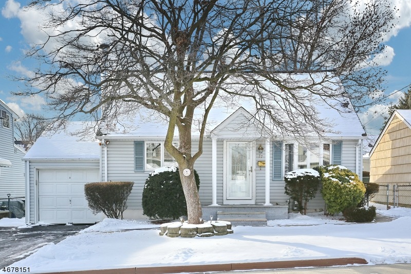 77 Stanley St, Clifton, NJ 07013 - photo 1