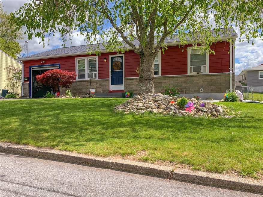 129 Lemay Rd, Woonsocket, RI 02895 - photo 1