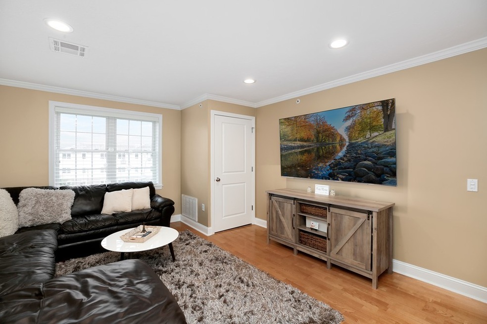 555 Page St unit 301, Stoughton, MA 02072 - photo 1