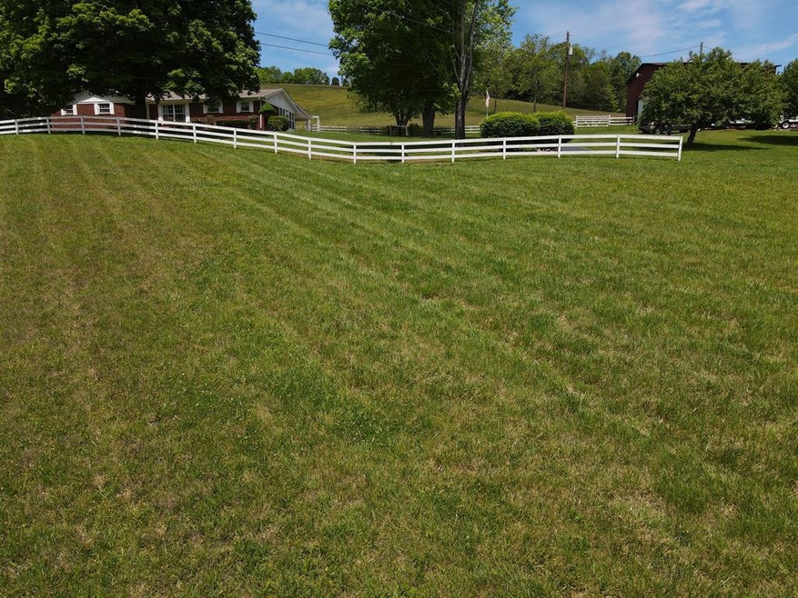 2750 Mcbride Rd, Morristown, TN 37814 - photo 1