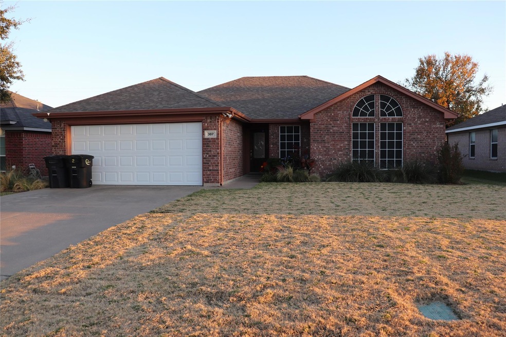 307 Odell St, Cleburne, TX 76033 - photo 1