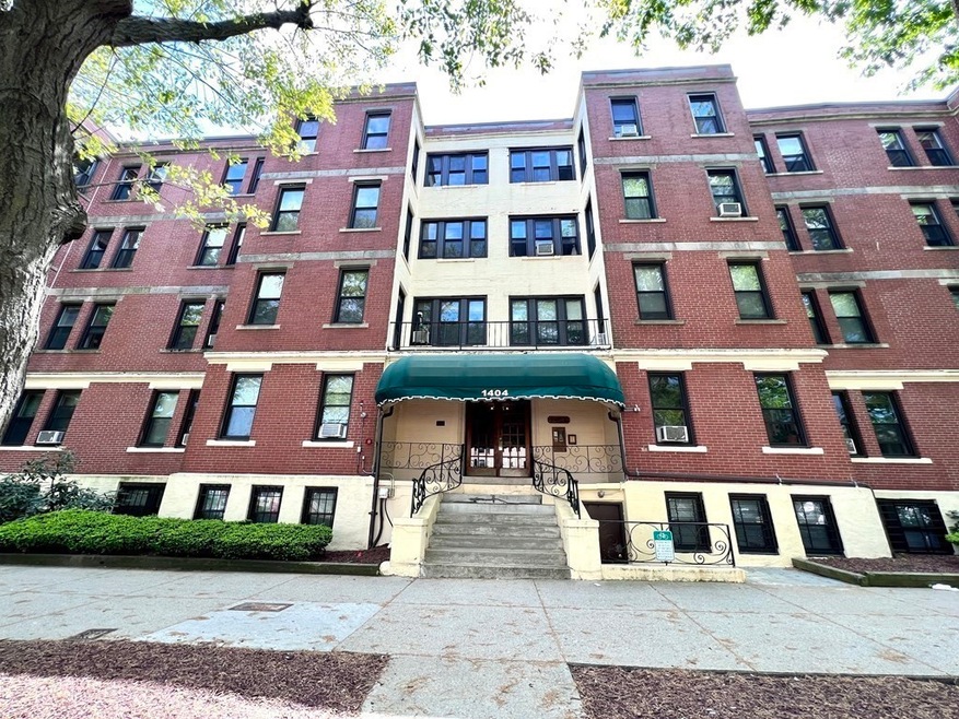 1404 Commonwealth Ave unit 17, Brighton, MA 02135 - photo 1