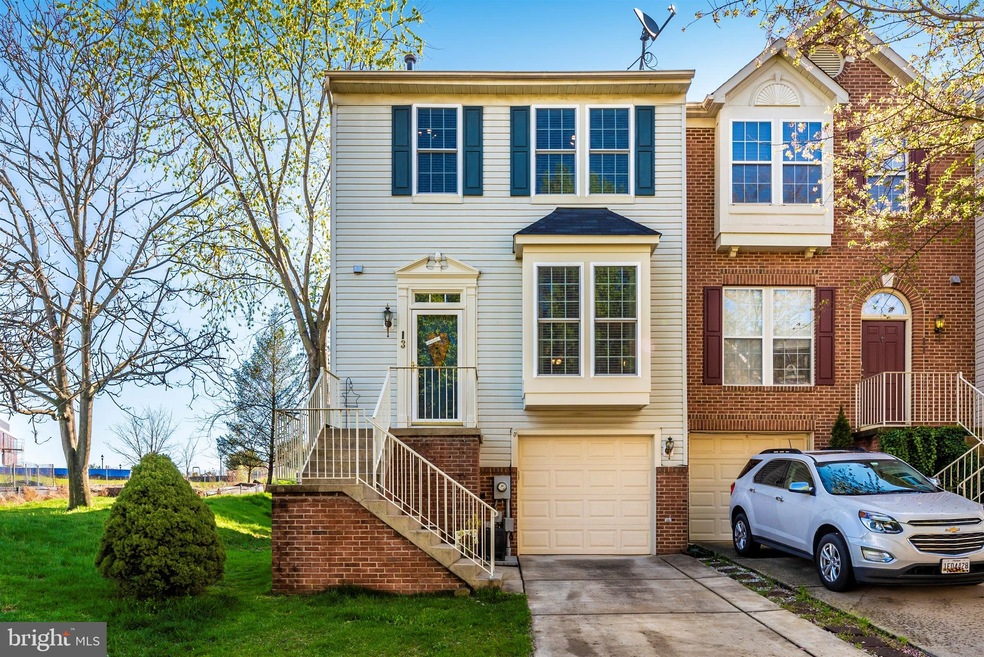 13 Rosebay Ct, Germantown, MD 20874 - photo 1