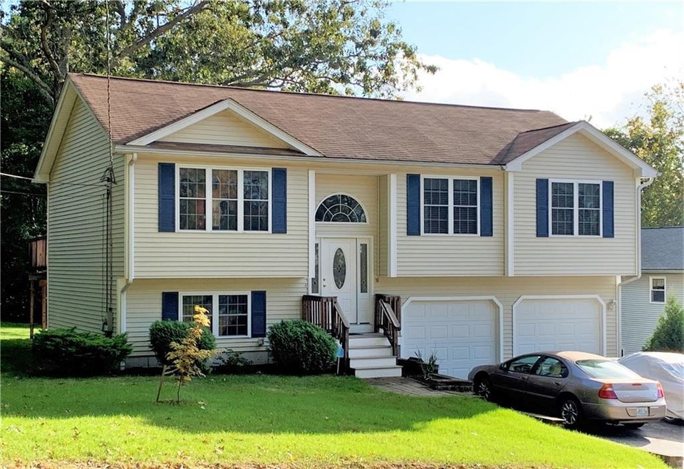 80 Nepaug Rd, Narragansett, RI 02882 - photo 1