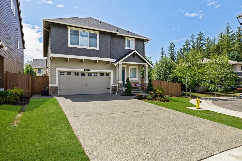 Sold $880,000 • Co-Listing Agent