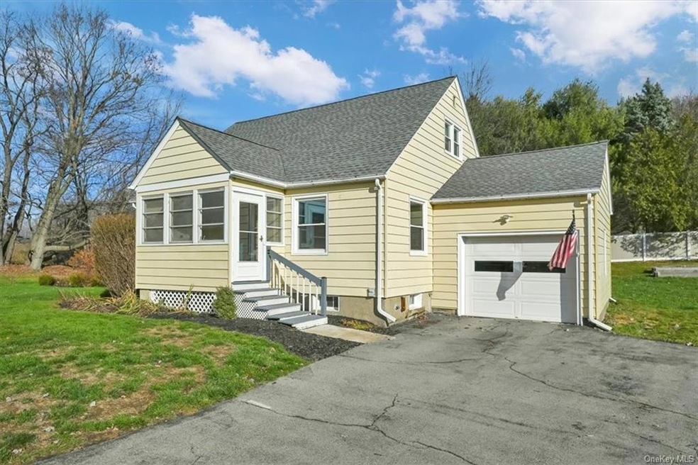 151 Laroe Rd, Chester, NY 10918 - photo 1