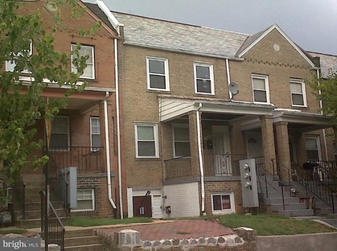 1340 Levis St NE, Washington, DC 20002 - photo 1