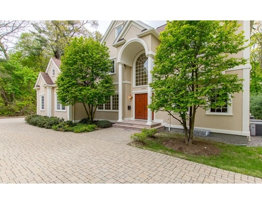 1094 Walnut St, Newton Highlands, MA 02461 - photo 1