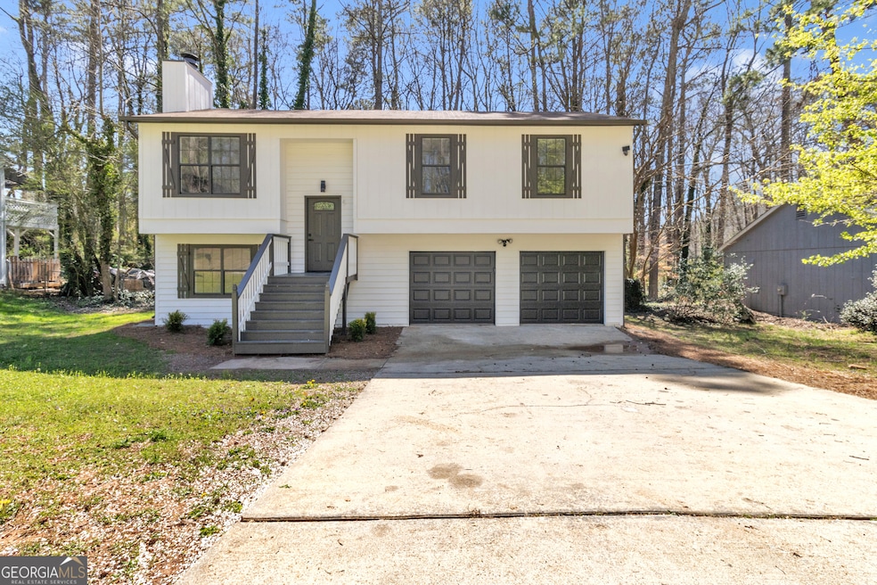 5075 S Woodbridge Trail, Stone Mountain, GA 30088 - photo 1