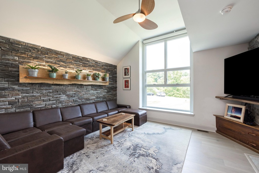 260 S Thistle Down, Kennett Square, PA 19348 - photo 1