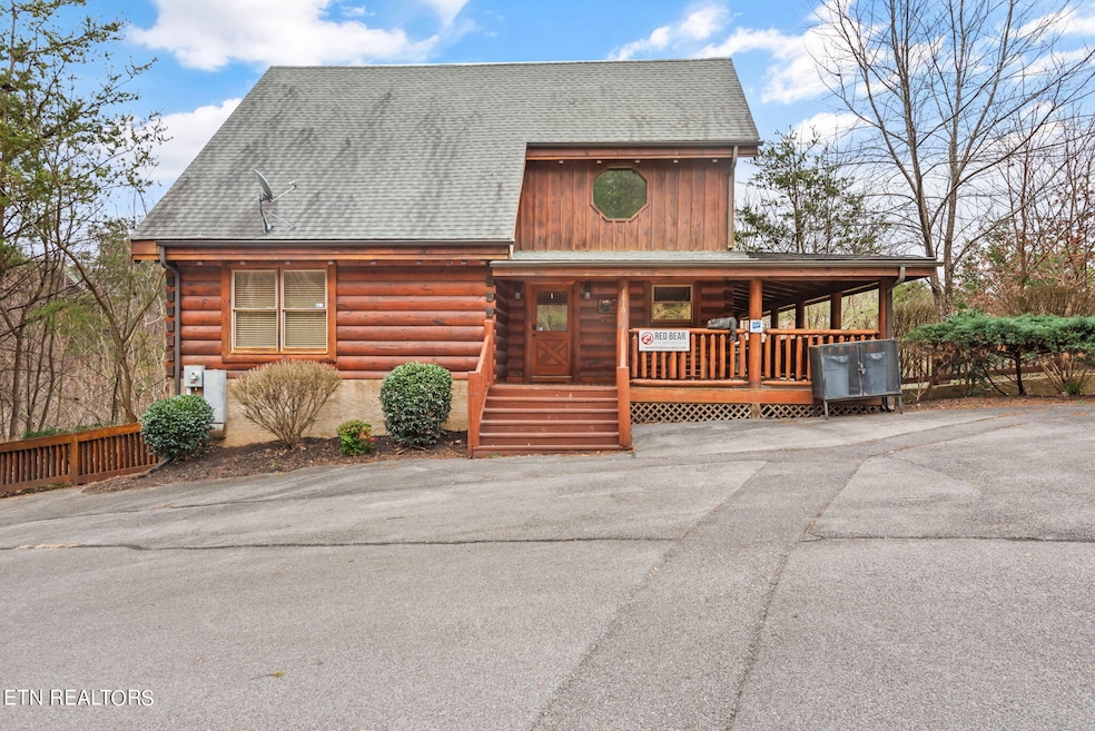 1-web-or-mls-PnthrPthWy1810 (6)