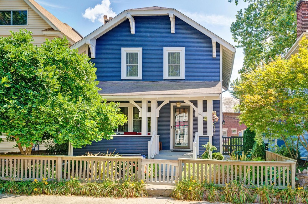 383 E Kossuth Street